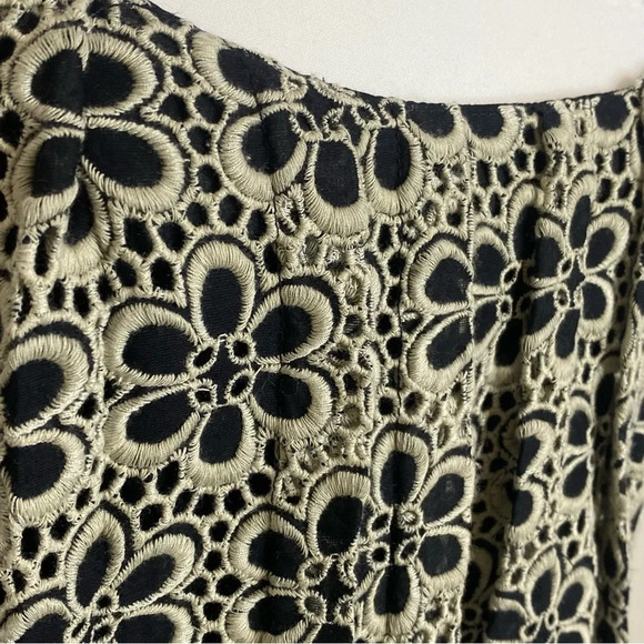 THREAD Social Embroidered Strap Midj Dress Pockets Overlay Black White Floral 0 - Picture 4 of 10